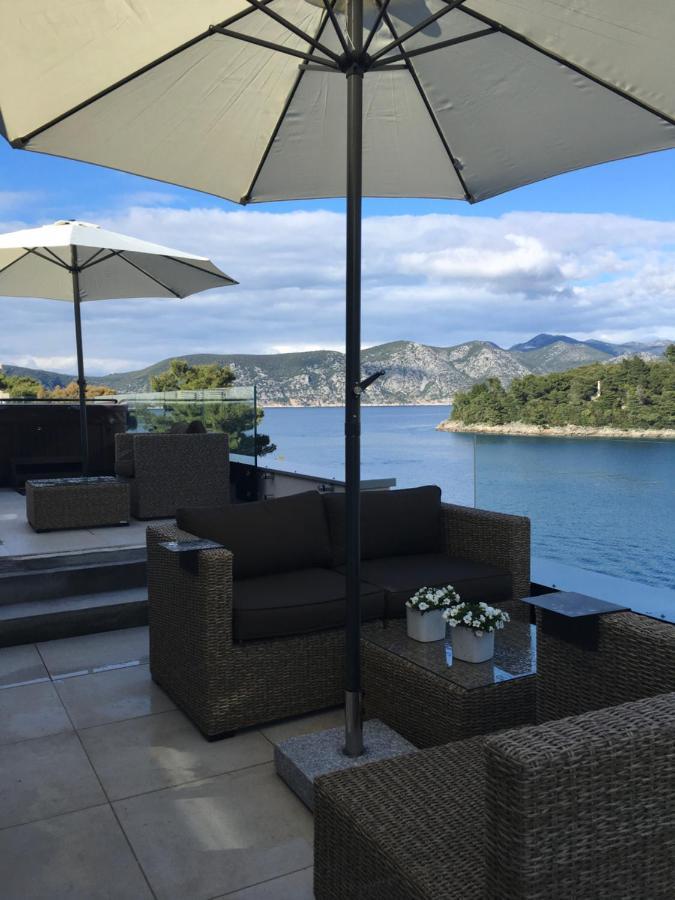 High View-A Seaside Villa With Huge Jacuzzi Рачишче Экстерьер фото